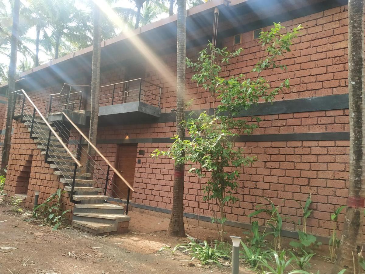 The Orchard Resort Belgaum Exterior foto