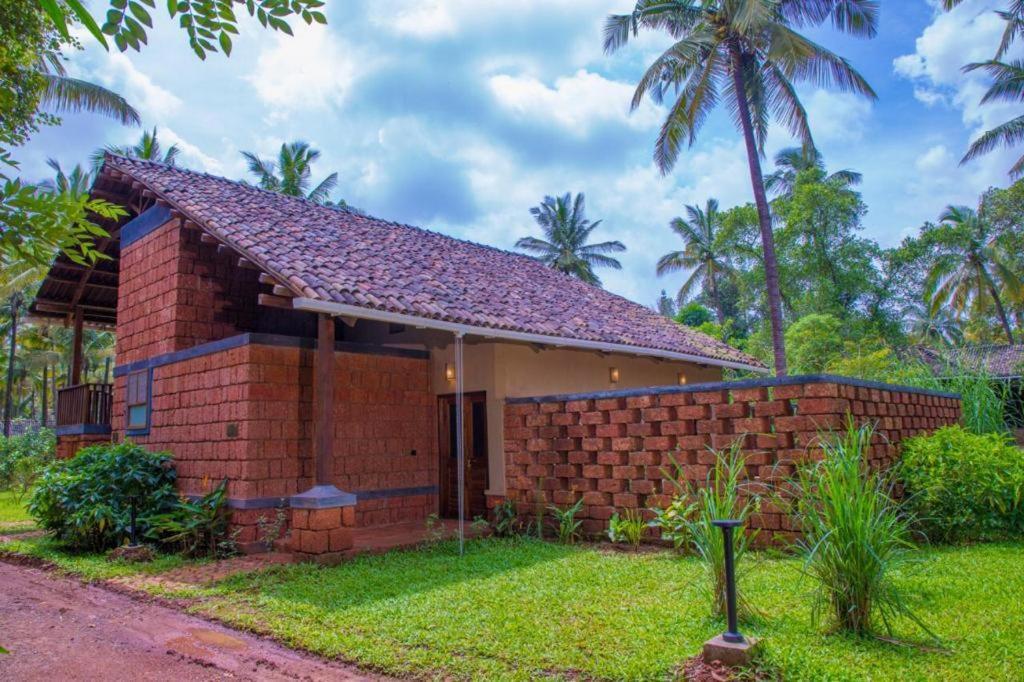 The Orchard Resort Belgaum Exterior foto